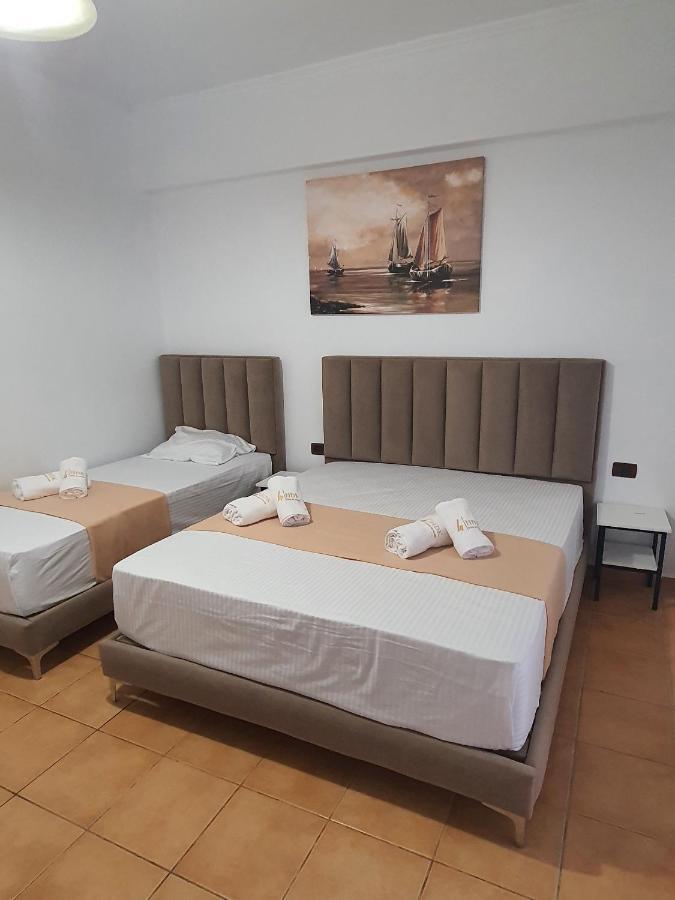 Hotel De كساميل المظهر الخارجي الصورة
